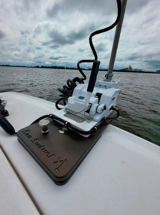 Sea Swivel™ XL Trolling Motor Mount